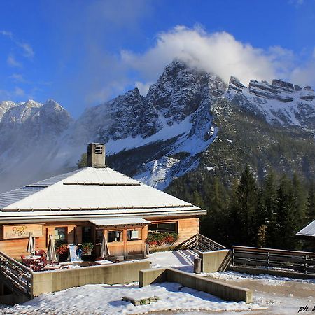 Baita Deona Hotel Cibiana Exterior photo